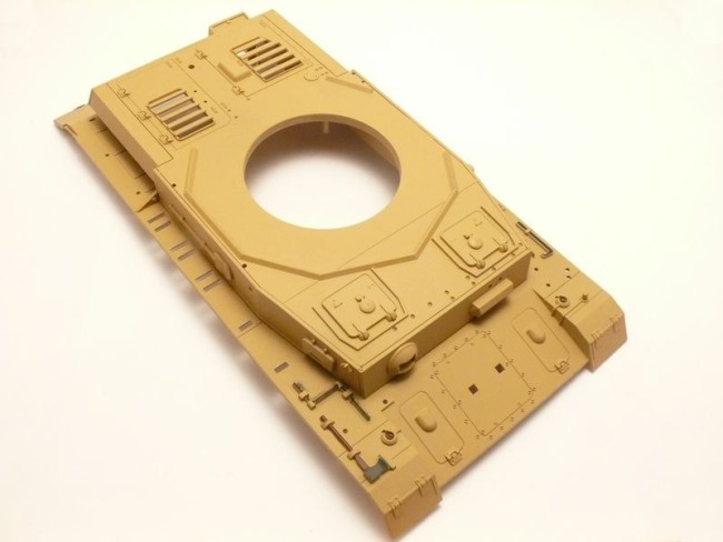 Верхняя часть корпуса Heng Long - 58-001